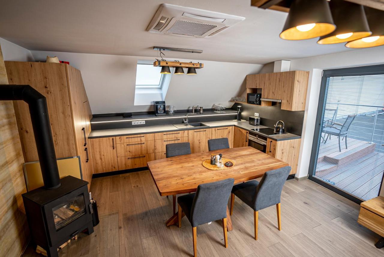 Apartmany V Podzamci นาคอด ภายนอก รูปภาพ