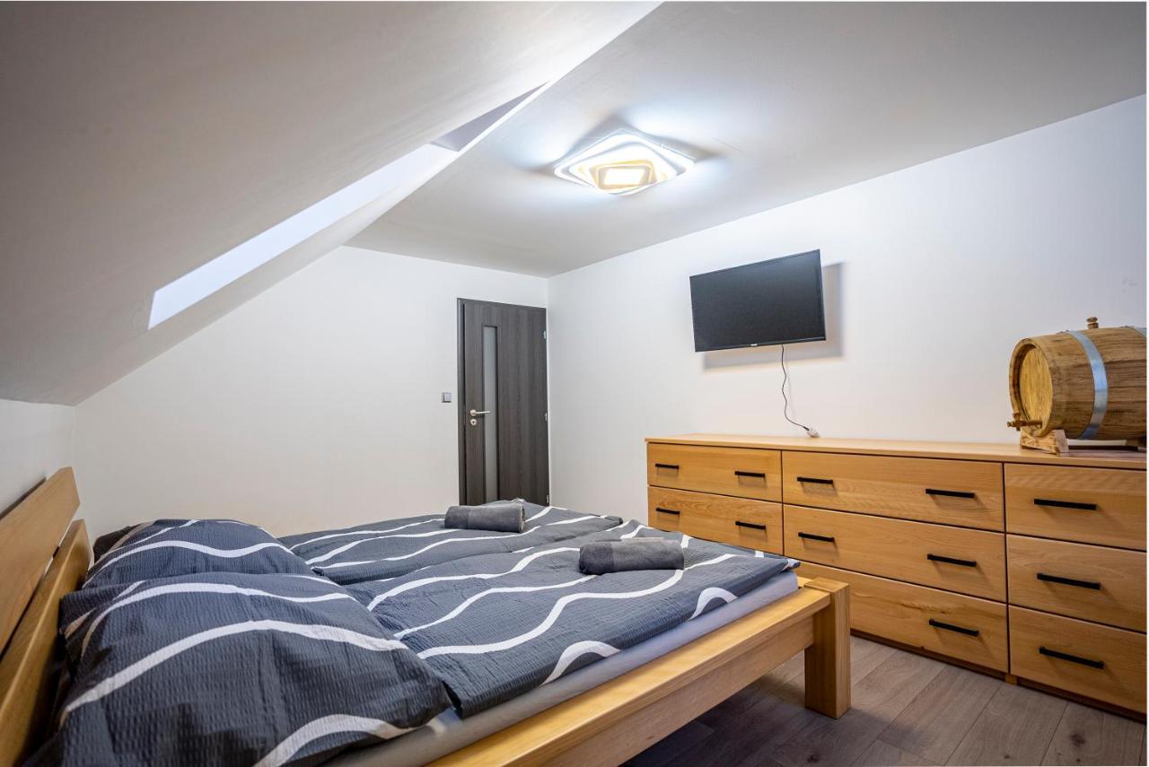 Apartmany V Podzamci นาคอด ภายนอก รูปภาพ