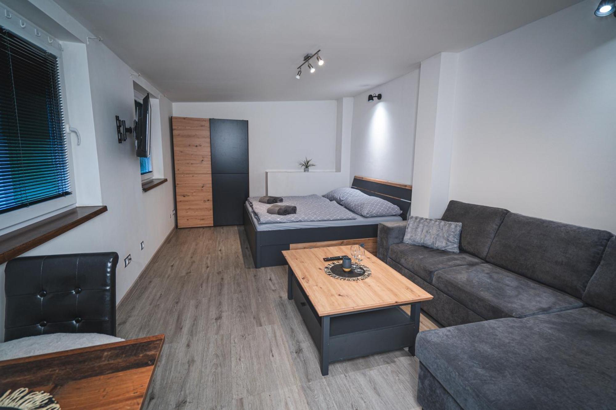 Apartmany V Podzamci นาคอด ภายนอก รูปภาพ
